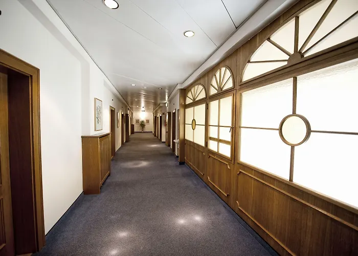 マリアヒルフ ホテル