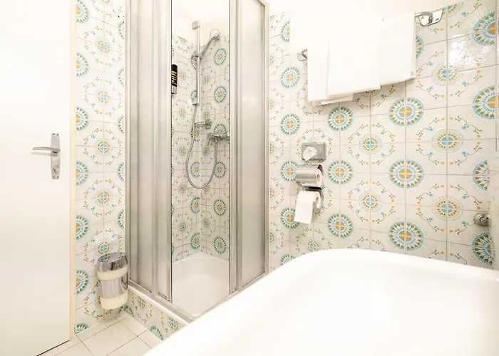 ホテル マリアヒルフ