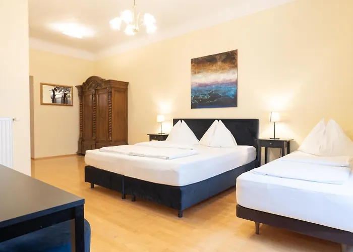 ホテル マリアヒルフ 3*