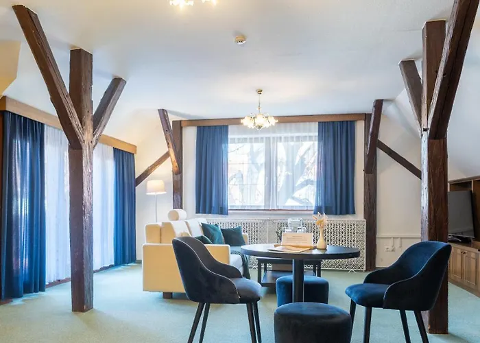 ホテル マリアヒルフ 3*