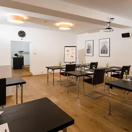 玛丽亚希尔费酒店