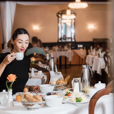 酒店 玛丽亚希尔费酒店