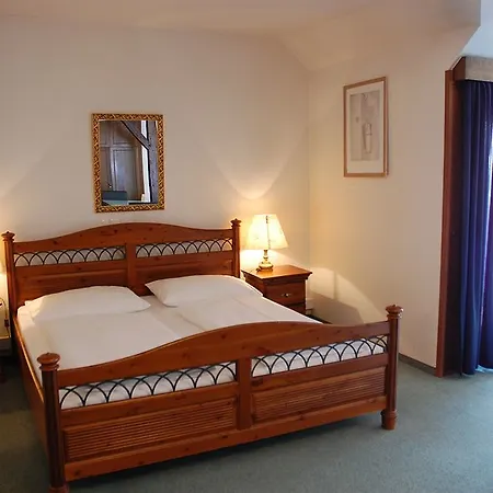 玛丽亚希尔费酒店 酒店