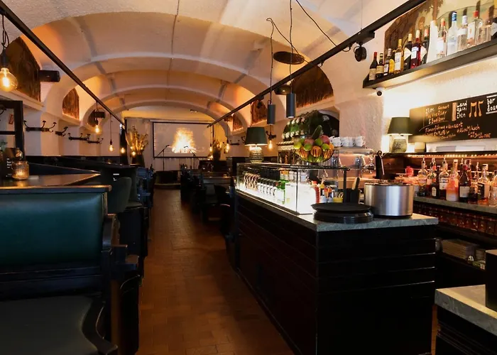 مارياهيلف فندق