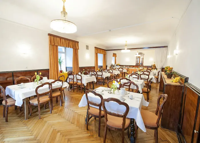 مارياهيلف 3*