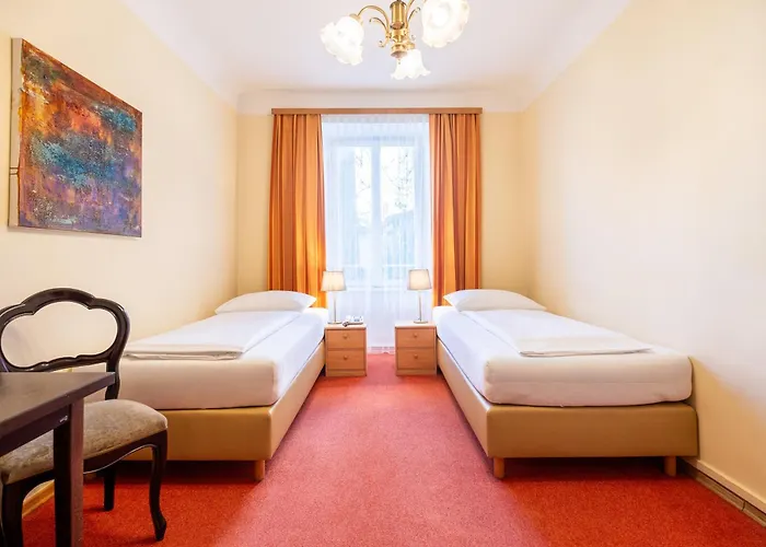 مارياهيلف فندق 3*