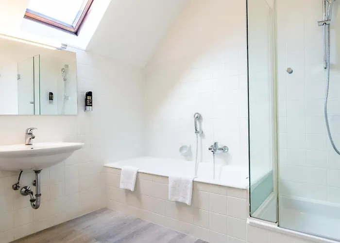 مارياهيلف 3*